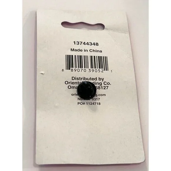 Breast Cancer Awareness Survivor Lapel Pin - Picture 3 of 3